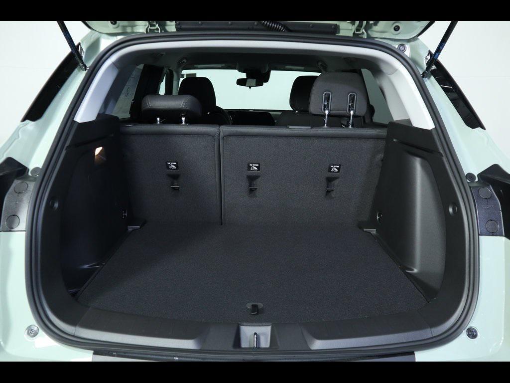 new 2026 Chevrolet TrailBlazer car, priced at $28,030