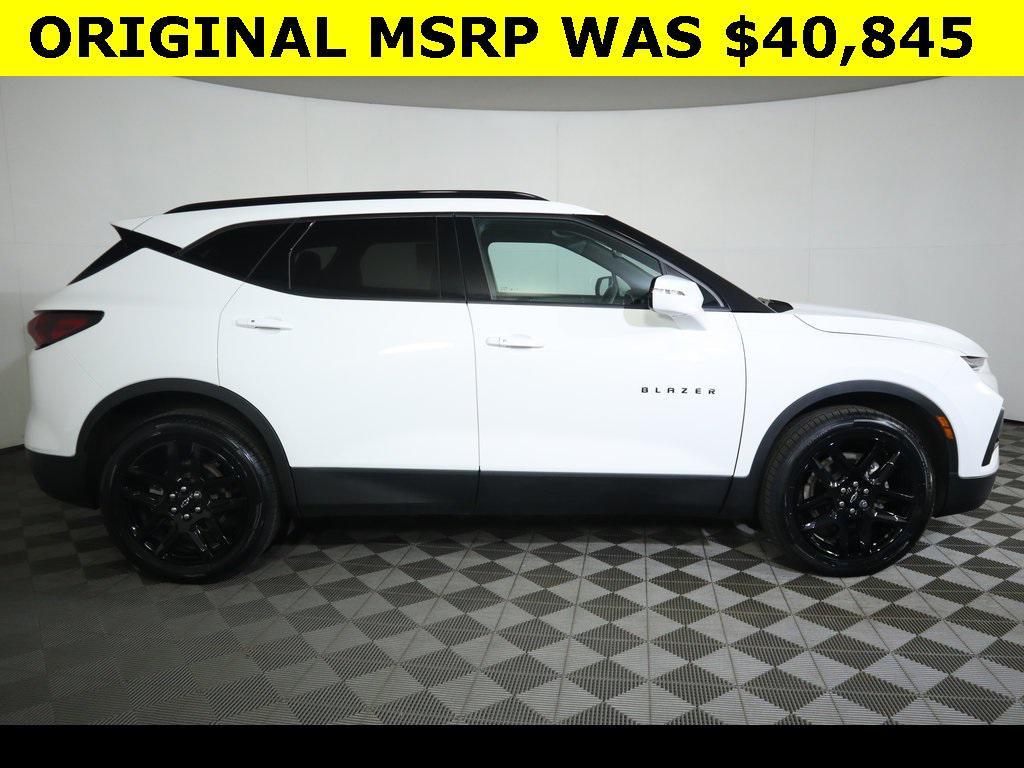 used 2022 Chevrolet Blazer car, priced at $27,289