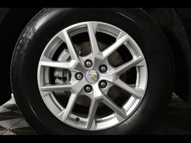 used 2022 Chevrolet Equinox car, priced at $23,965
