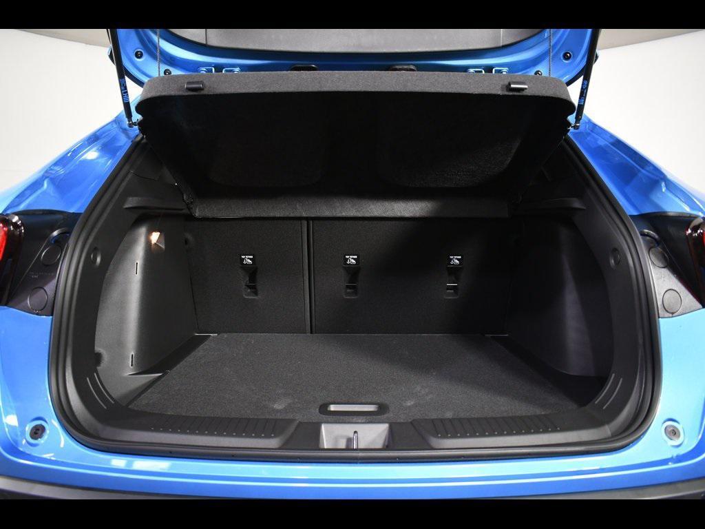 new 2025 Chevrolet Trax car, priced at $27,350
