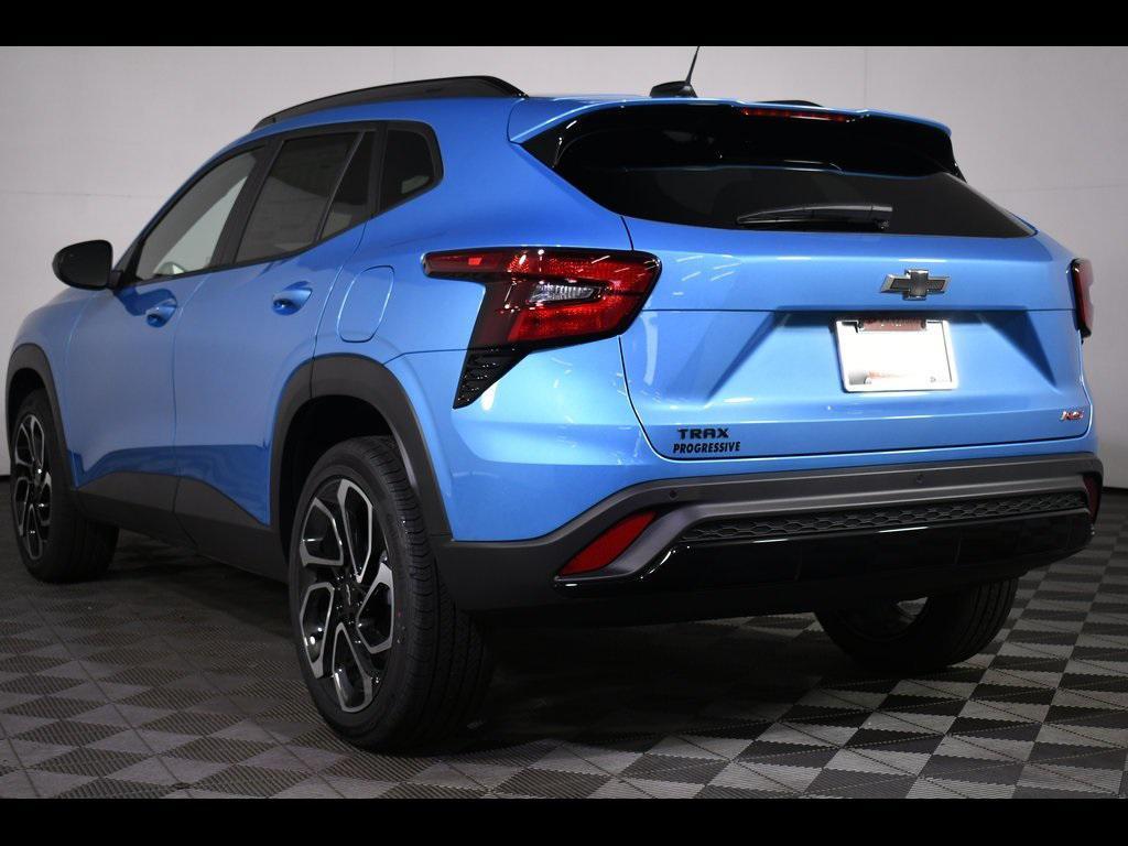 new 2025 Chevrolet Trax car, priced at $27,350
