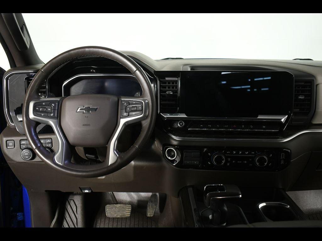 used 2022 Chevrolet Silverado 1500 car, priced at $41,612