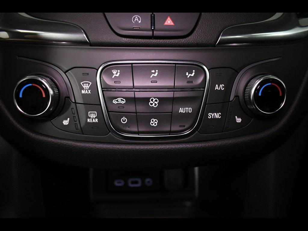 used 2022 Chevrolet Equinox car, priced at $20,000