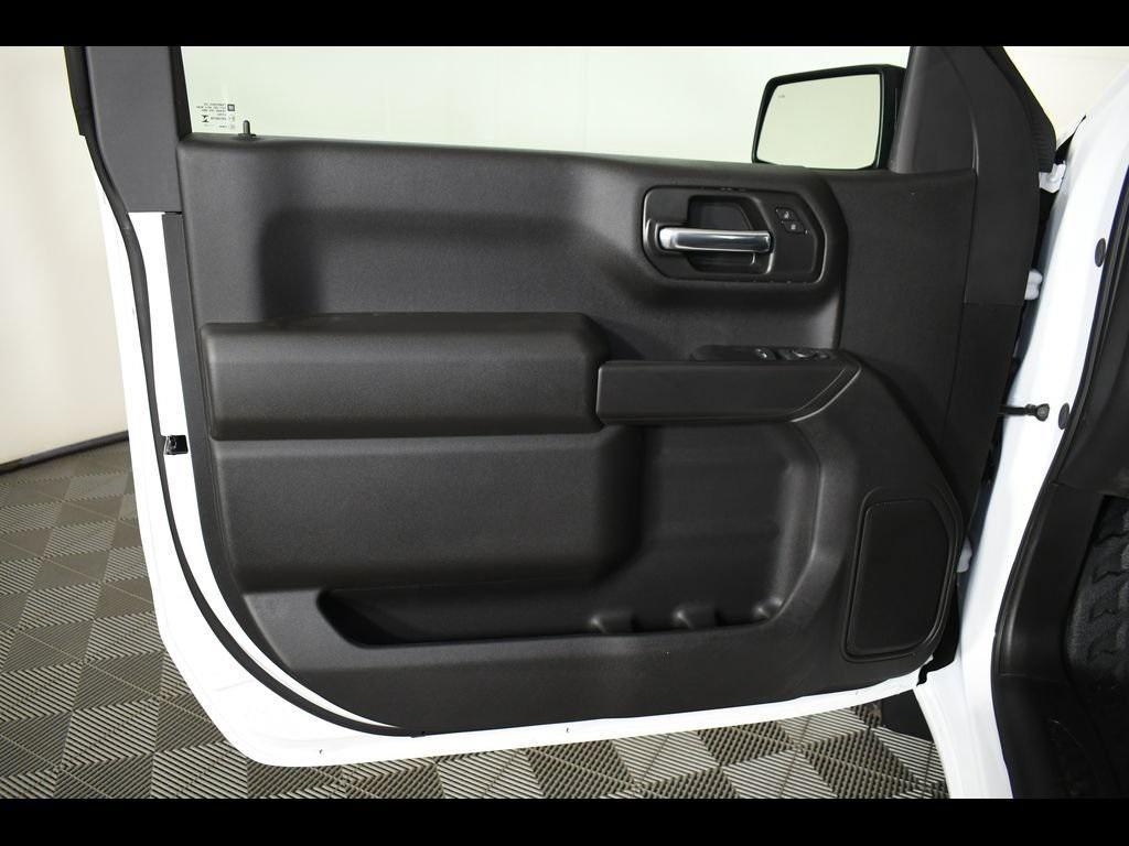 new 2025 Chevrolet Silverado 1500 car, priced at $39,580