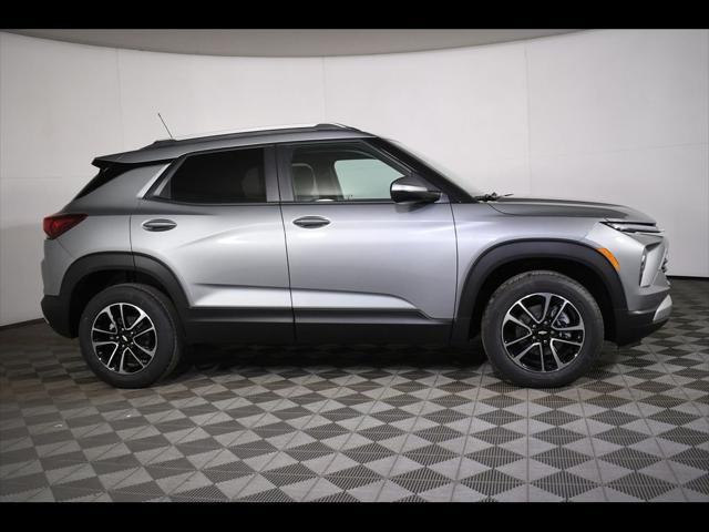 new 2025 Chevrolet TrailBlazer car, priced at $28,330