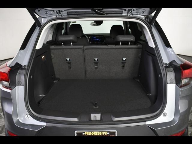 new 2025 Chevrolet TrailBlazer car, priced at $28,330