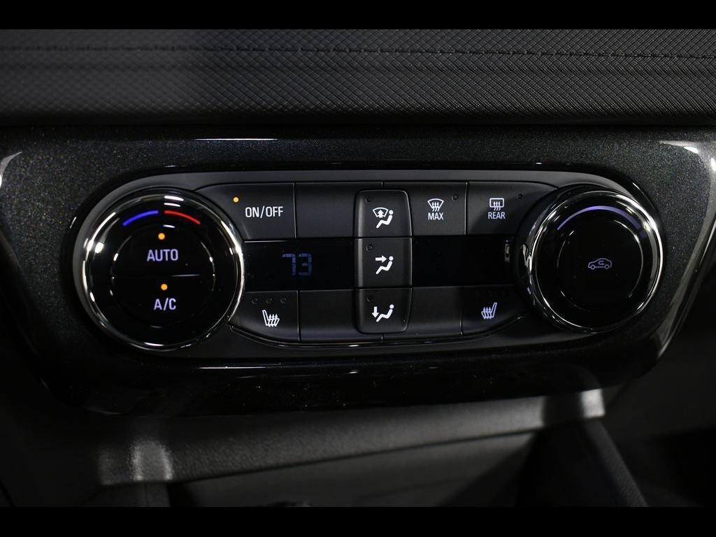 new 2025 Chevrolet TrailBlazer car, priced at $29,280