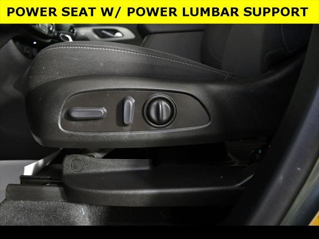 used 2023 Chevrolet Traverse car, priced at $31,915