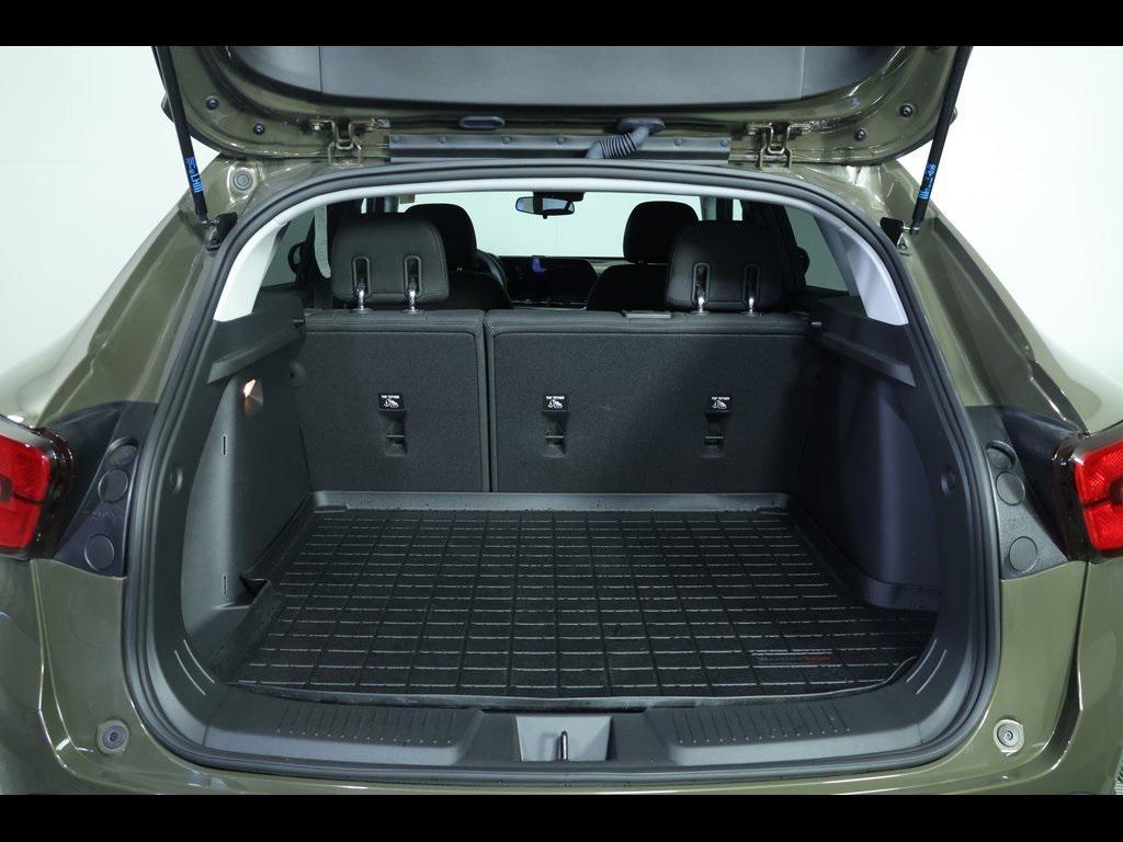 used 2024 Chevrolet Trax car, priced at $20,137