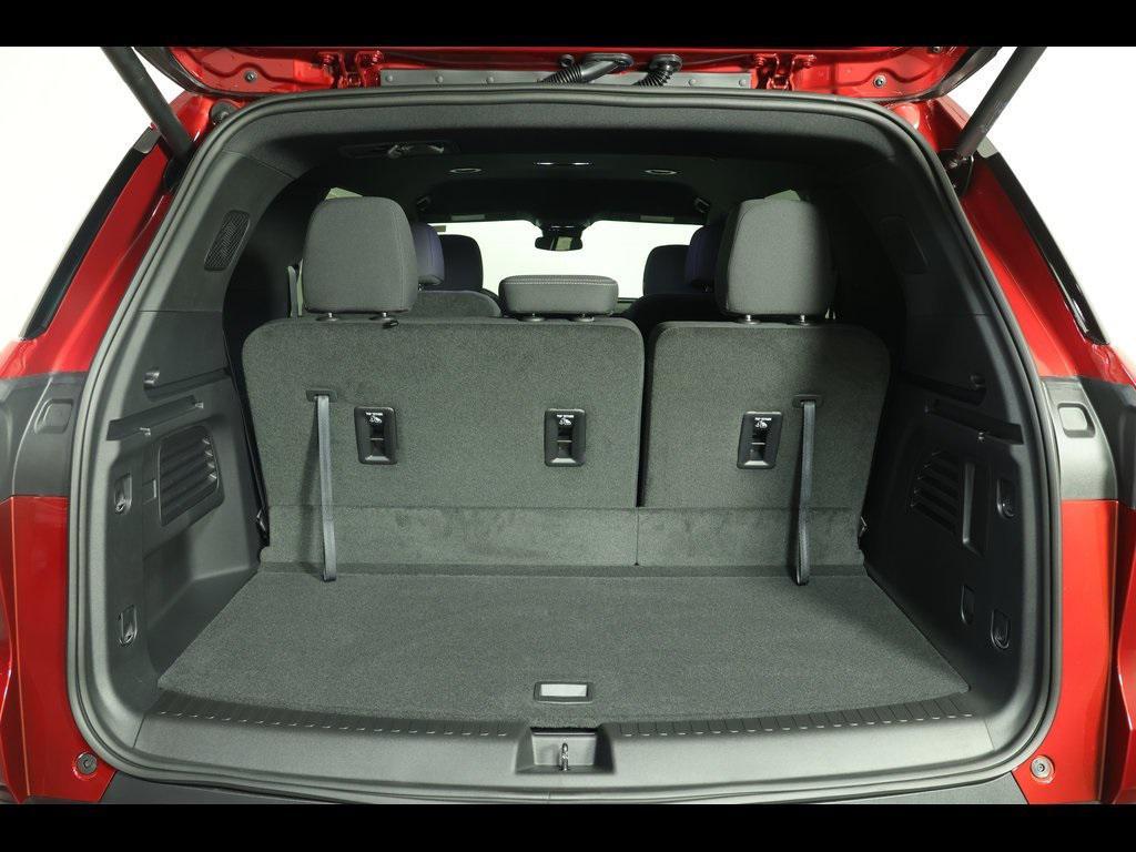 new 2026 Chevrolet Traverse car, priced at $46,775