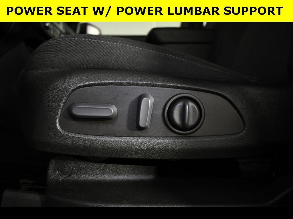 used 2023 Chevrolet Traverse car, priced at $26,220