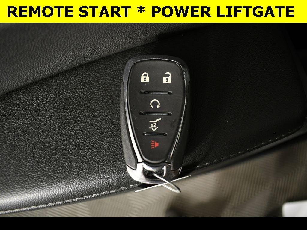 used 2023 Chevrolet Traverse car, priced at $26,220
