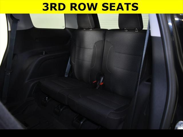 used 2022 GMC Acadia car, priced at $28,869