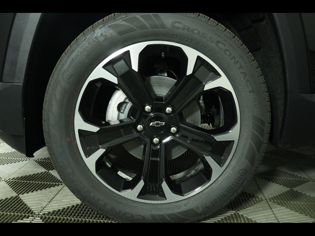 new 2026 Chevrolet Equinox car, priced at $36,355