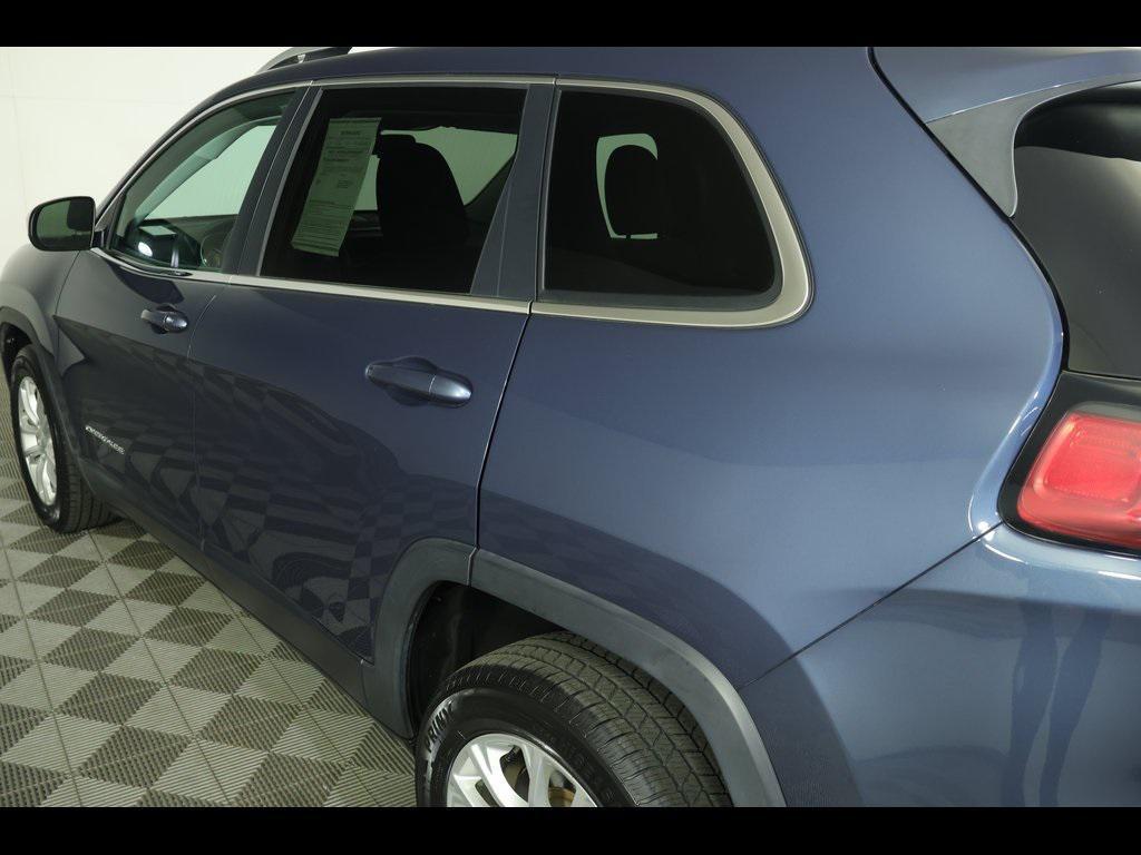 used 2019 Jeep Cherokee car, priced at $21,359