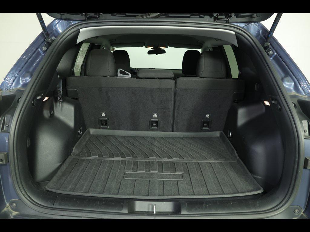 used 2019 Jeep Cherokee car, priced at $21,359