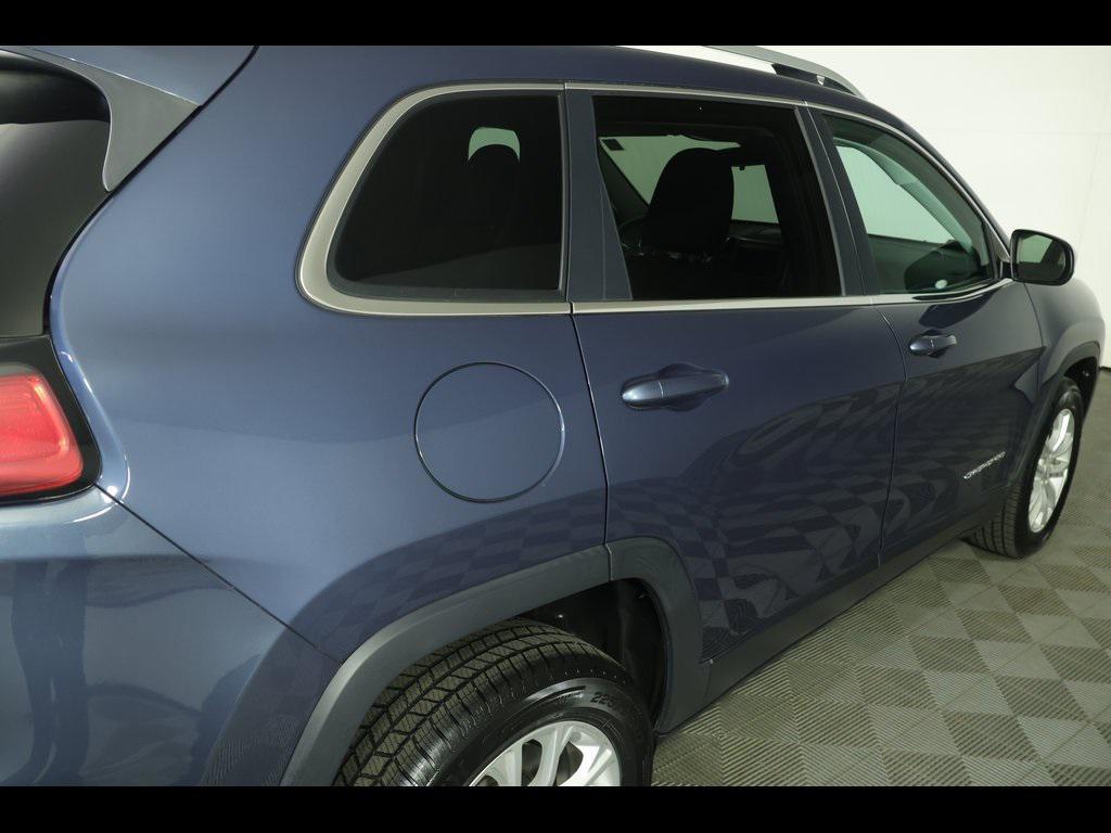 used 2019 Jeep Cherokee car, priced at $21,359