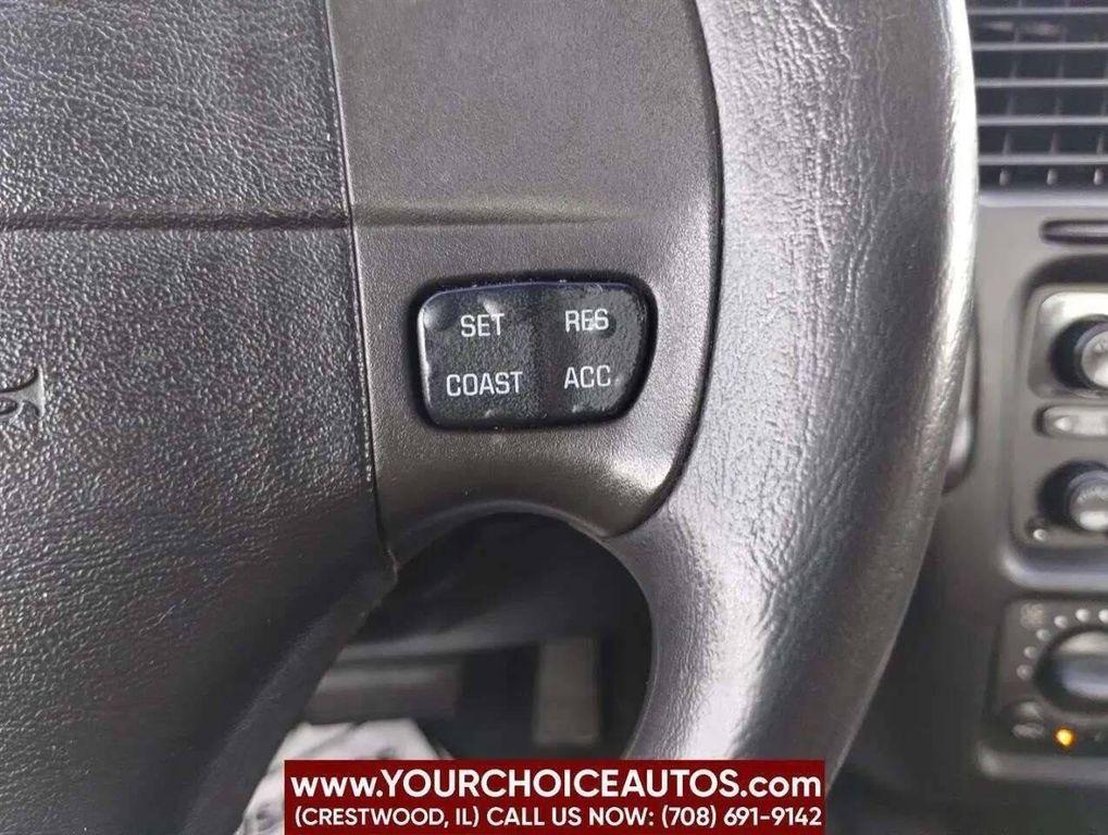 used 2004 Chevrolet Monte Carlo car, priced at $5,799