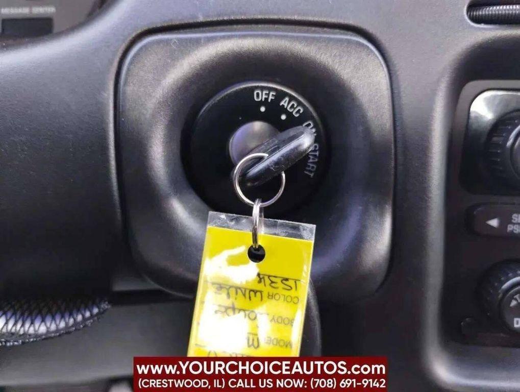 used 2004 Chevrolet Monte Carlo car, priced at $5,799