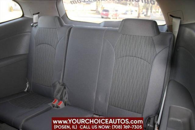 used 2015 Chevrolet Traverse car, priced at $5,799