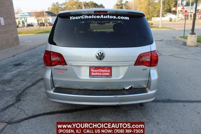 used 2009 Volkswagen Routan car, priced at $3,999