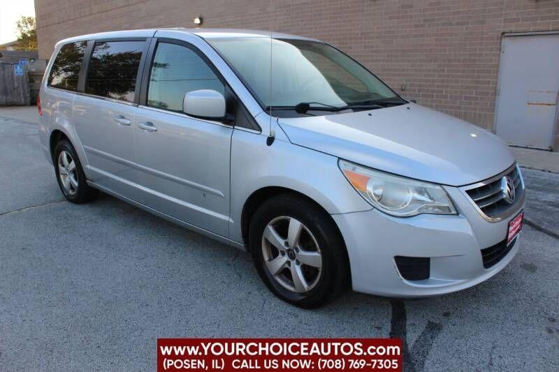 used 2009 Volkswagen Routan car, priced at $4,999