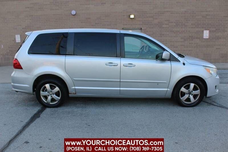 used 2009 Volkswagen Routan car, priced at $5,299