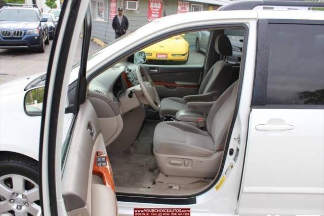 used 2009 Toyota Sienna car, priced at $6,299