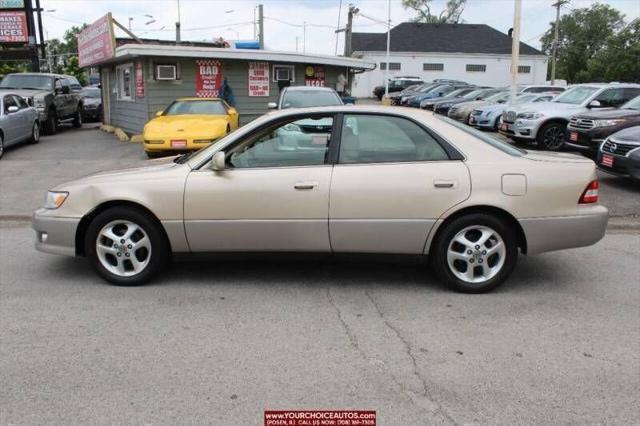 used 2001 Lexus ES 300 car, priced at $7,799