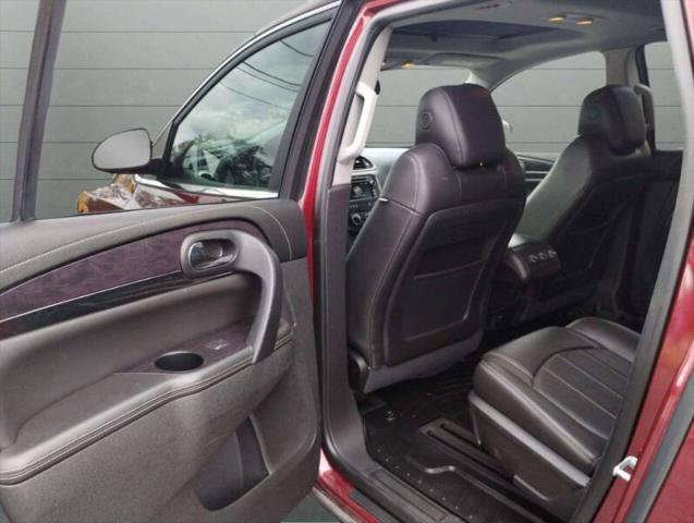 used 2015 Buick Enclave car, priced at $9,999