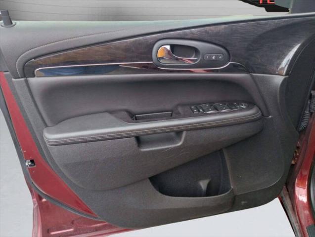 used 2015 Buick Enclave car, priced at $9,999