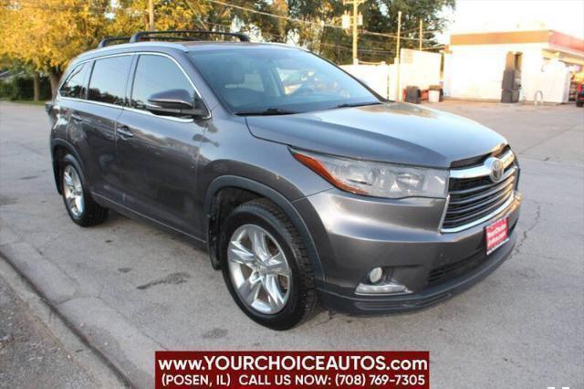 used 2015 Toyota Highlander car, priced at $15,999