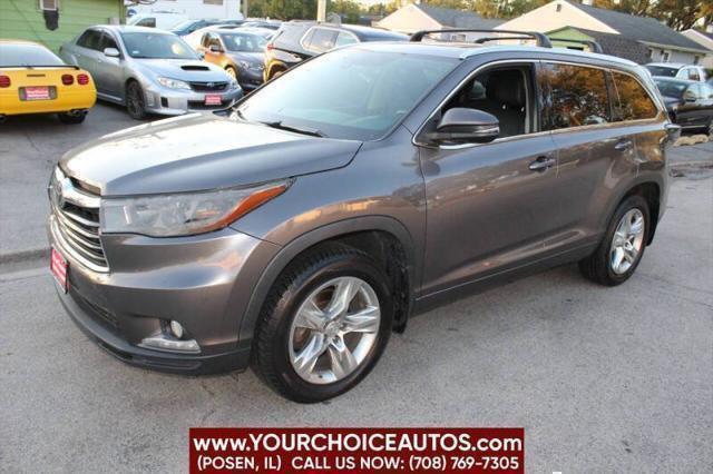 used 2015 Toyota Highlander car, priced at $15,999