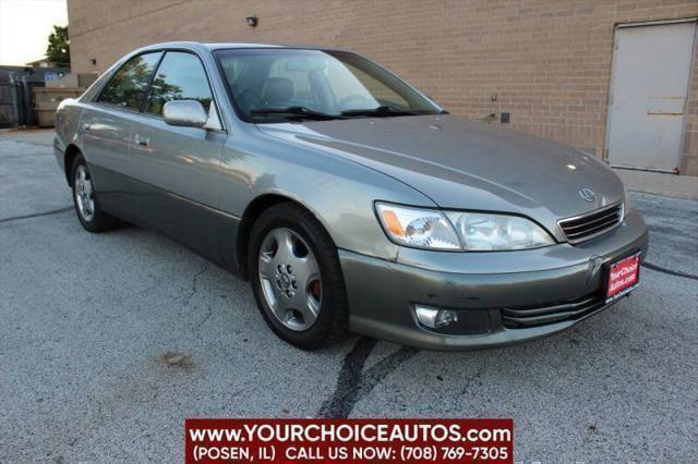 used 2000 Lexus ES 300 car, priced at $4,999