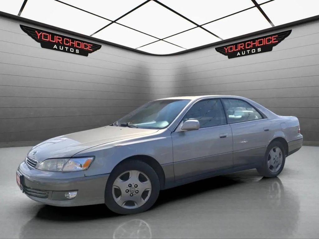 used 2000 Lexus ES 300 car, priced at $4,299