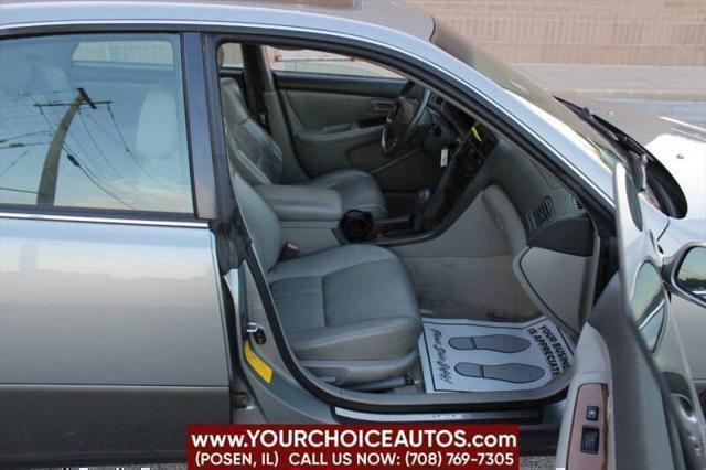 used 2000 Lexus ES 300 car, priced at $4,299