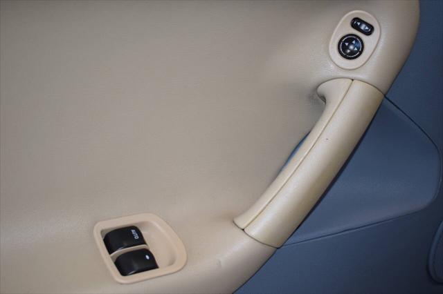 used 2006 Pontiac Solstice car, priced at $13,777