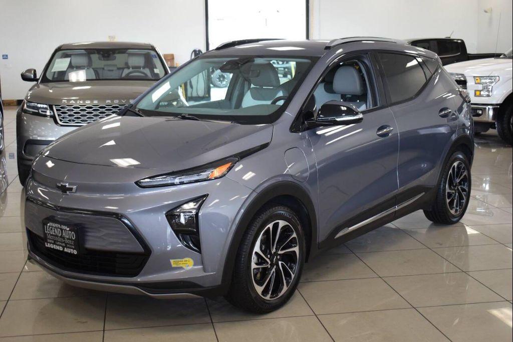 used 2022 Chevrolet Bolt EUV car, priced at $17,997