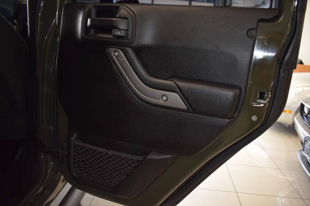 used 2015 Jeep Wrangler Unlimited car, priced at $24,997