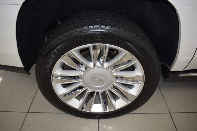 used 2019 Cadillac Escalade ESV car, priced at $30,777