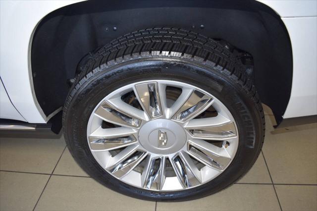 used 2019 Cadillac Escalade ESV car, priced at $30,777