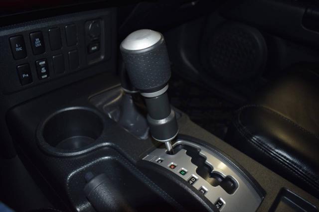 used 2007 Toyota FJ Cruiser car, priced at $13,577