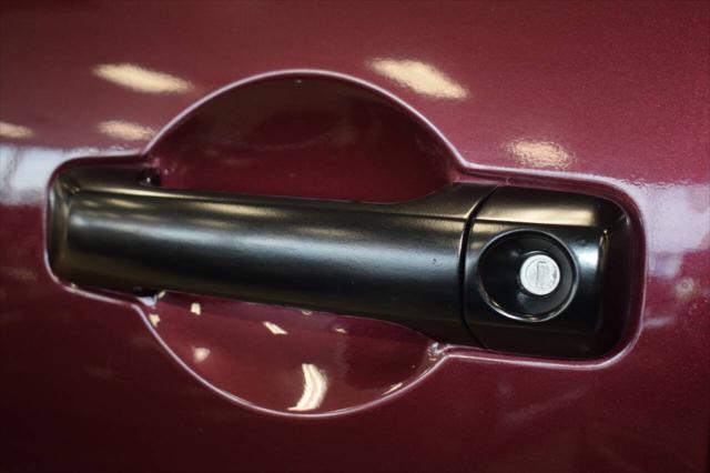 used 2007 Toyota FJ Cruiser car, priced at $13,577
