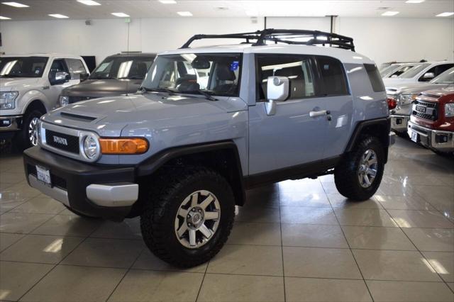 used 2014 Toyota FJ Cruiser car, priced at $27,888