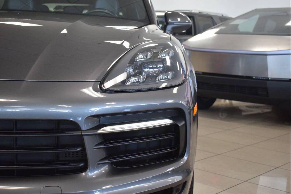used 2019 Porsche Cayenne car, priced at $29,557