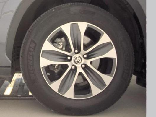 used 2023 Toyota Highlander car, priced at $41,000