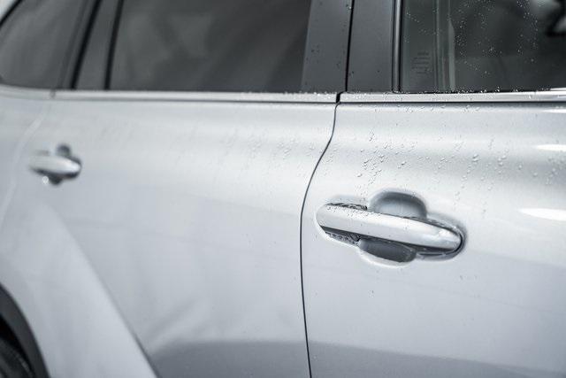 used 2024 Toyota Highlander car, priced at $42,500
