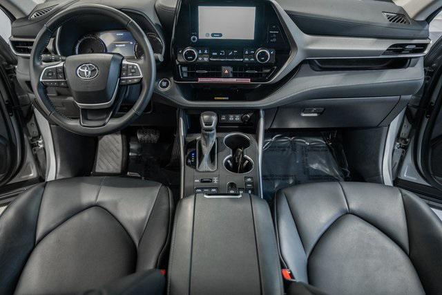 used 2024 Toyota Highlander car, priced at $42,500