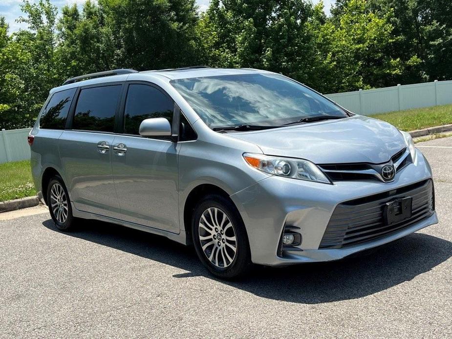 used 2020 Toyota Sienna car, priced at $28,900