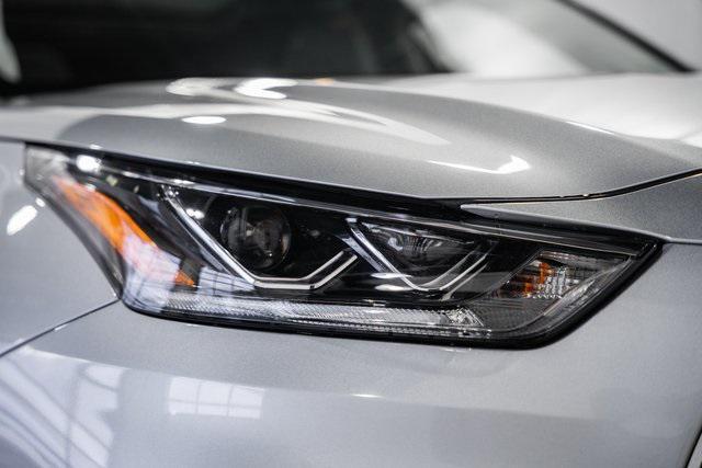new 2025 Toyota Highlander car, priced at $54,500